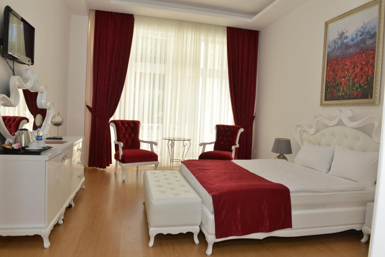 ילובה White Palace Hotel מראה חיצוני תמונה