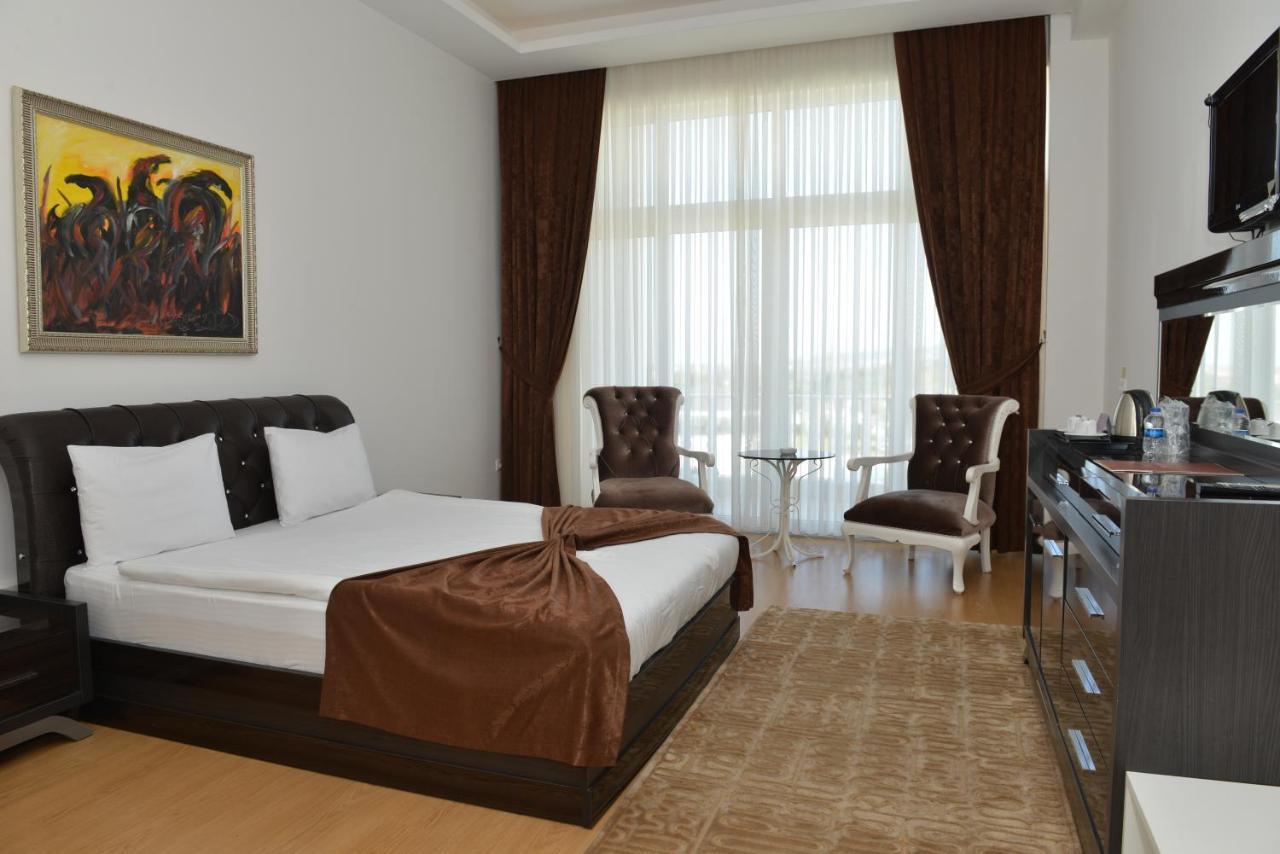 ילובה White Palace Hotel מראה חיצוני תמונה